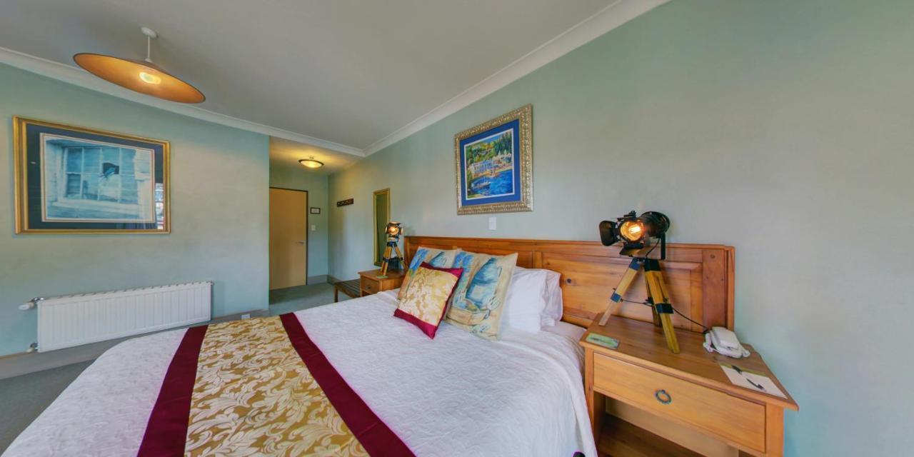 Browns Boutique Hotel Queenstown Bilik gambar